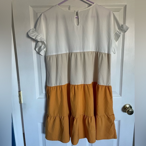 Color Block Dress - Picture 3 of 4